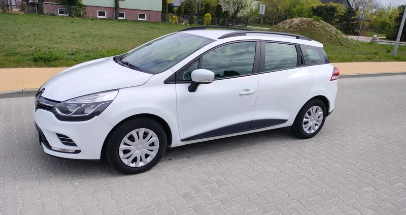 Renault Clio cena 29889 przebieg: 192500, rok produkcji 2019 z Węgrów małe 29